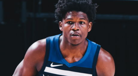 带伤复出 带伤复出